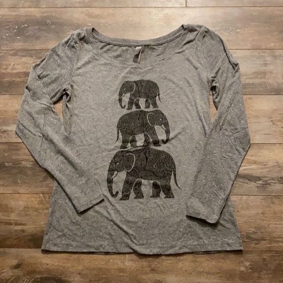 Long sleeve Elephant T-Shirt - Picture 1 of 2